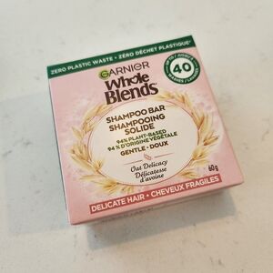 ⭐ Garnier Whole Blends Oat Delicacy Shampoo Bar, 60g